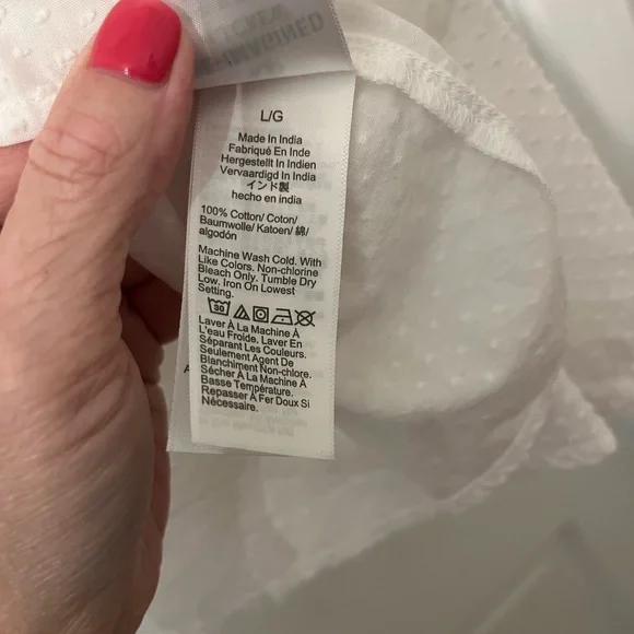 J Crew • Women's White Blouse - Picture 7 of 7